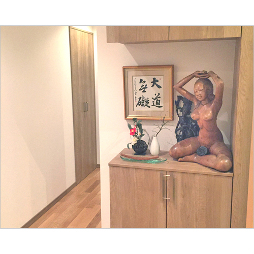 額縁を飾るのにおすすめなポイントはふとした場所を有効に使うこと