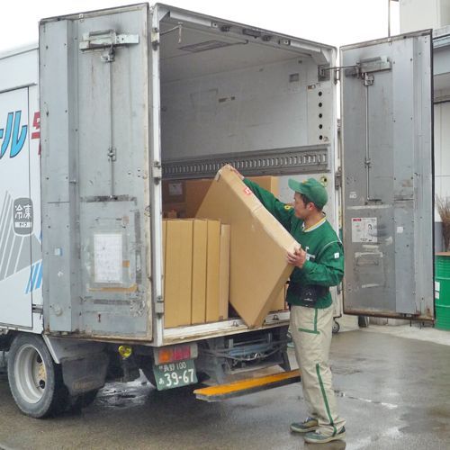 全国のお客様に最高の額縁をお届けいたします