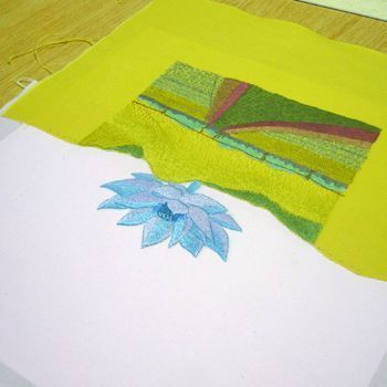額装実例3 小さな刺繍 花