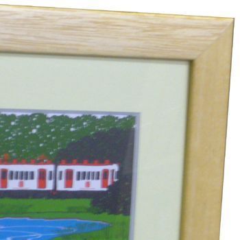 ハガキとパンフレット