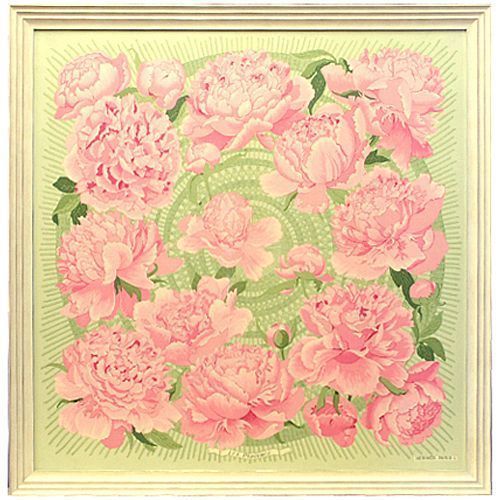 スカーフ 白の額縁で