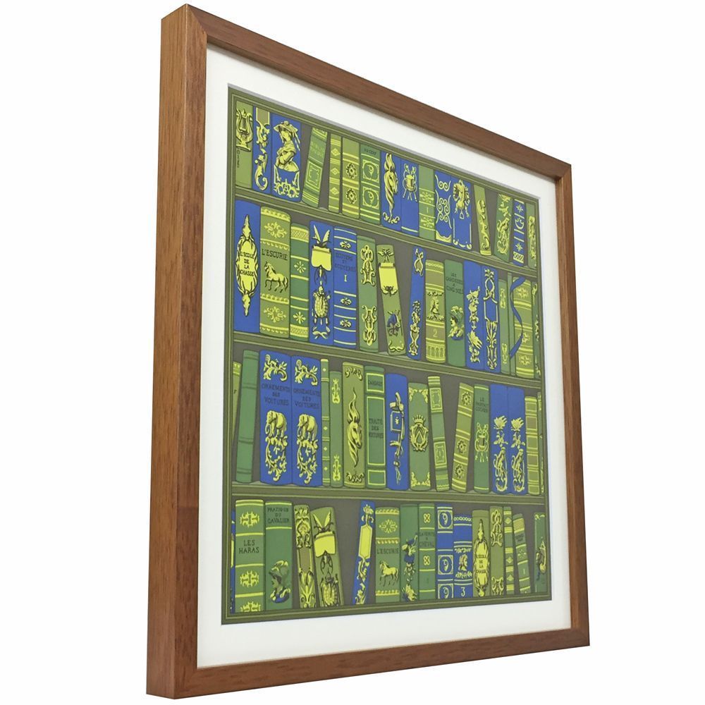 エルメス・プチカレ 本棚