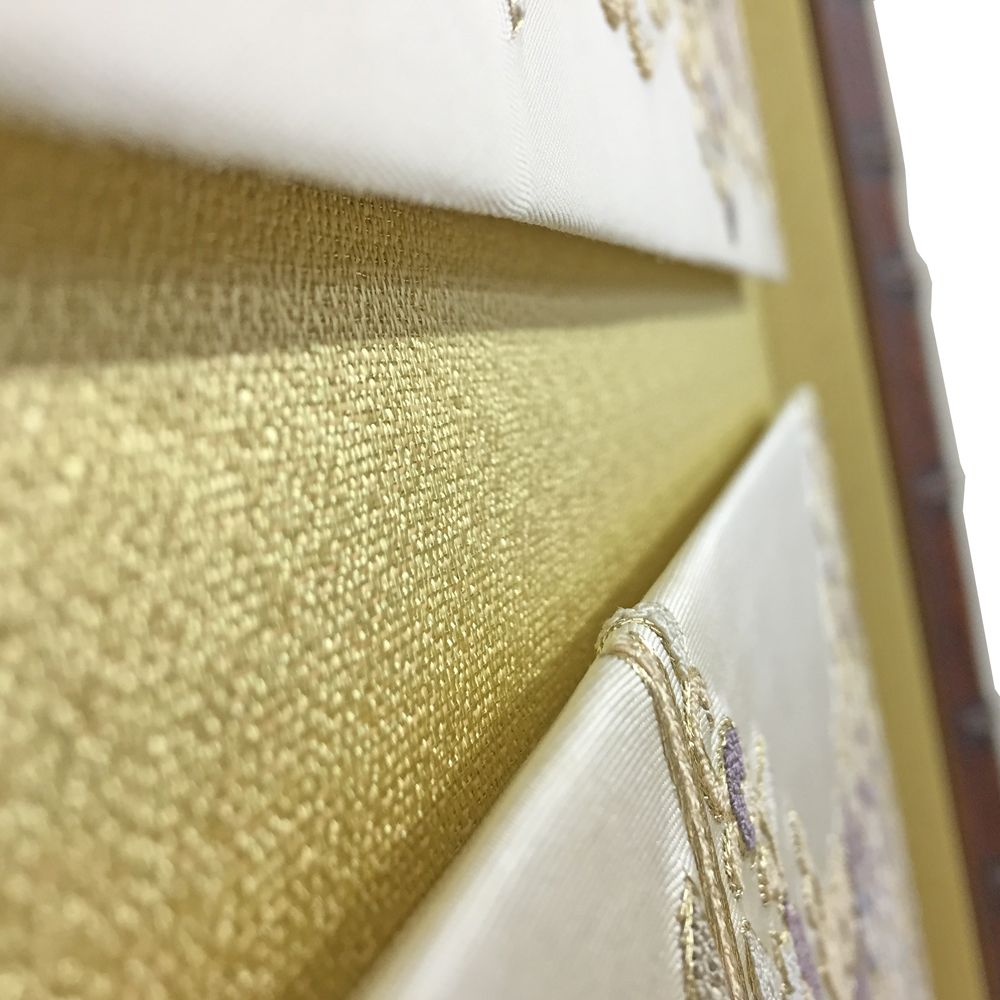 着物の帯の浮かし額装