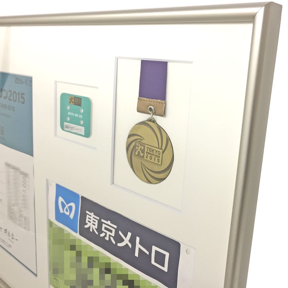 額装実例3 東京マラソン 記念品一式