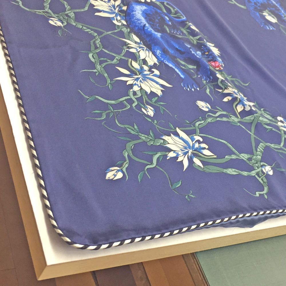 額装実例5 ルイヴィトンの毛布