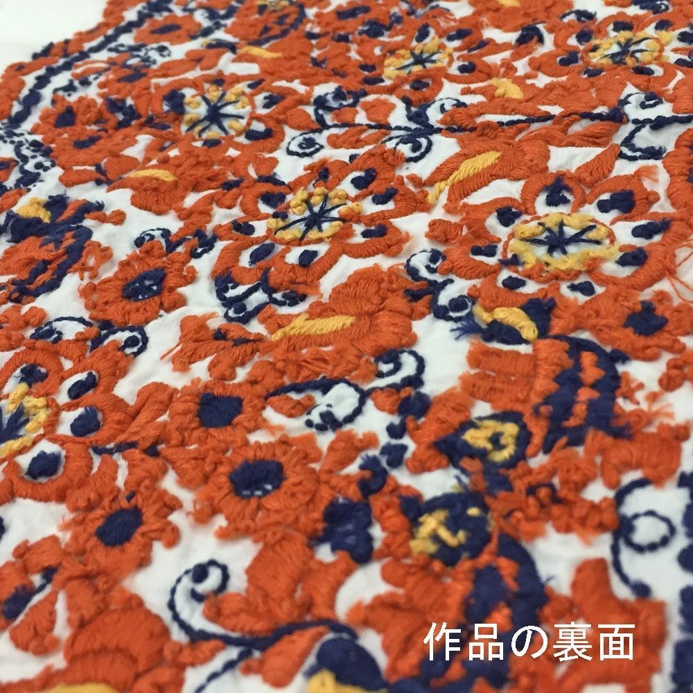 額装実例7 立体感のある刺繍作品