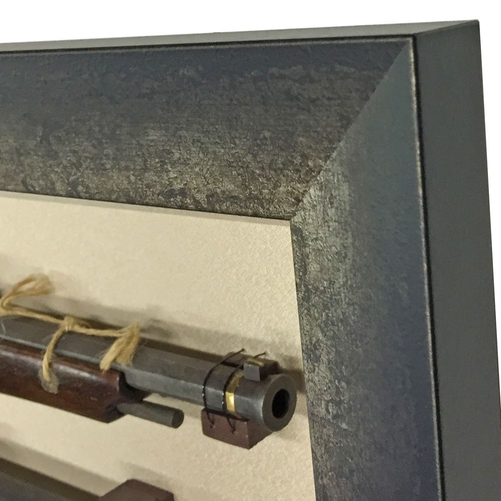 額装実例2 火縄銃のレプリカ