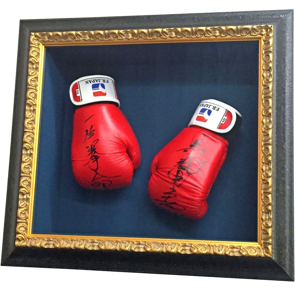 ボクシンググローブ