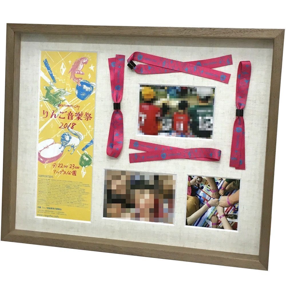 音楽祭チケット 写真とリボン