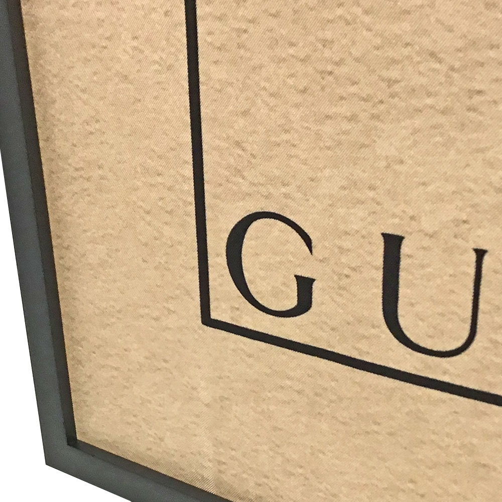 額装実例3 GUCCI ビバ! バレーボール