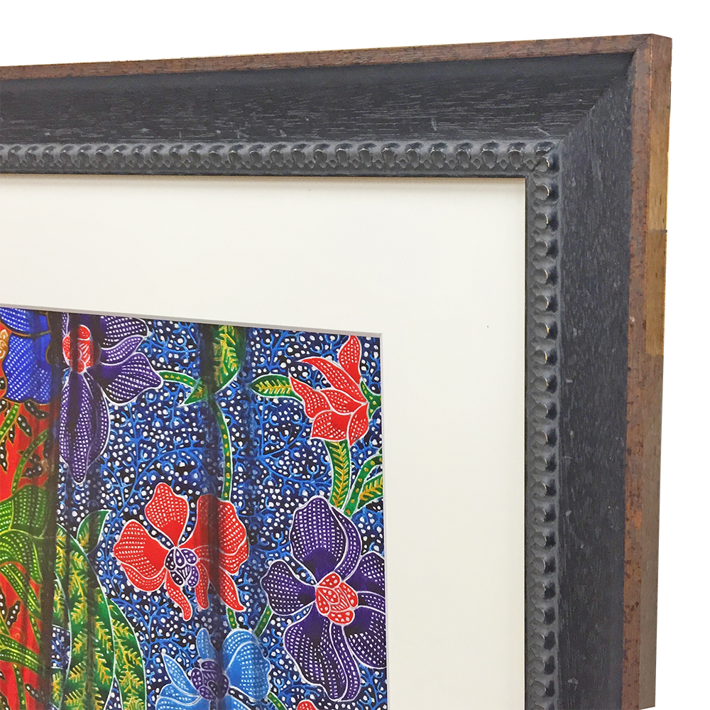 紙に描かれたアクリル画