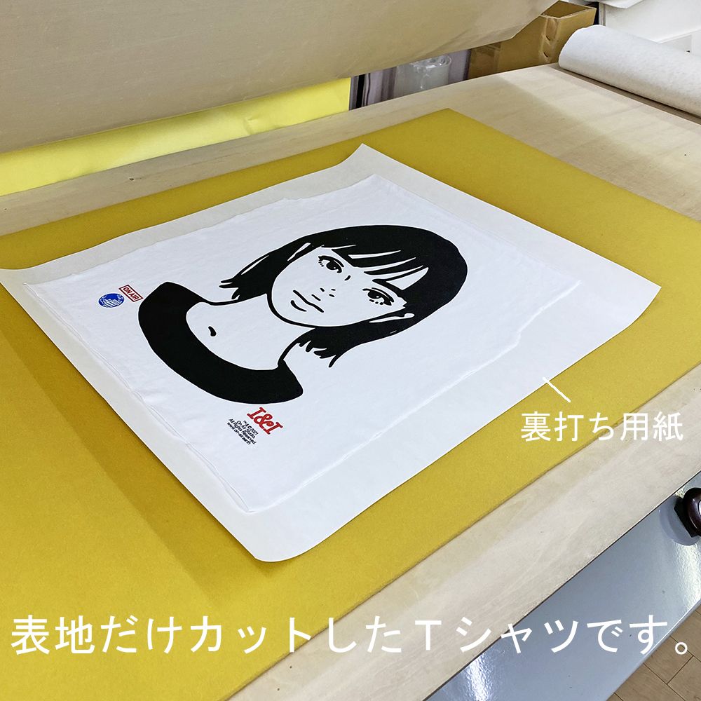 額装実例8 KYNE Tシャツ
