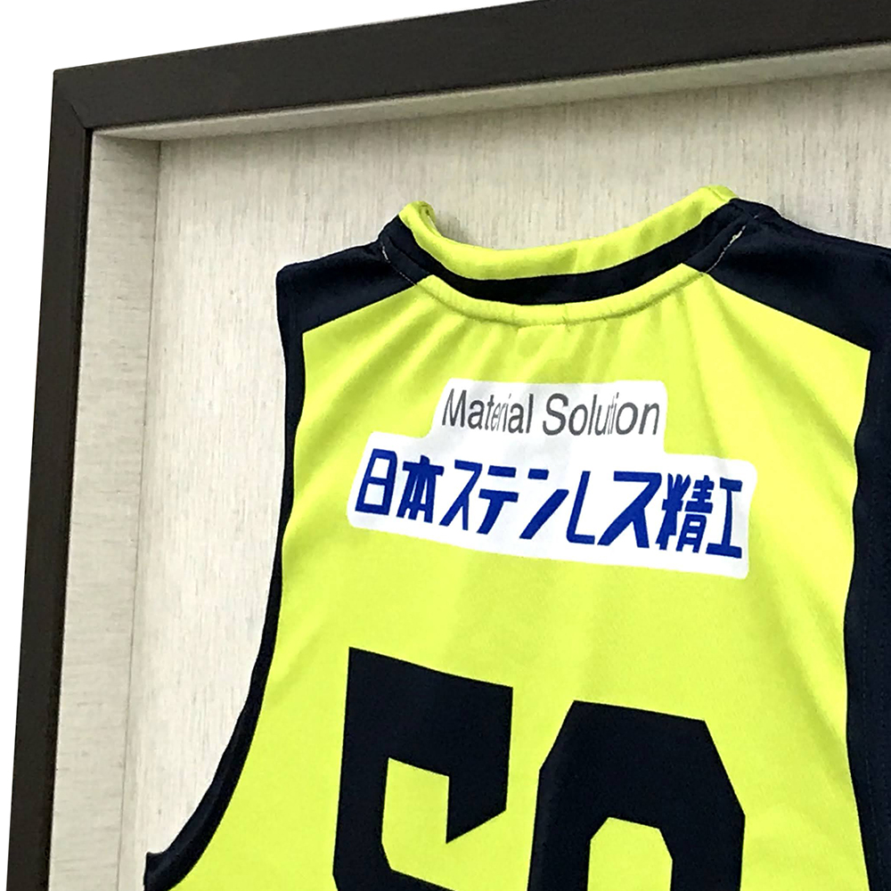 額装実例4 B.LEAGUE 上下ユニフォーム