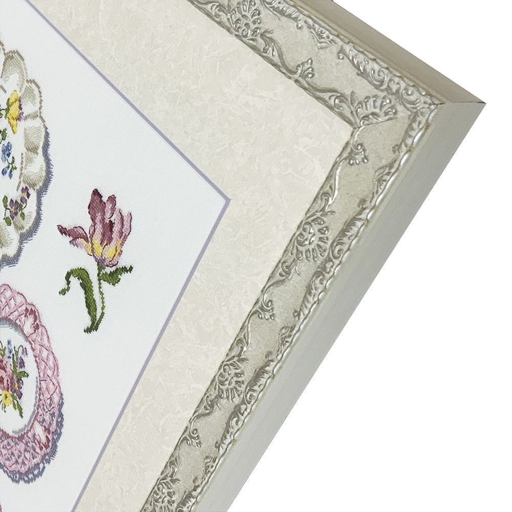 刺繍 アンティーク陶磁器