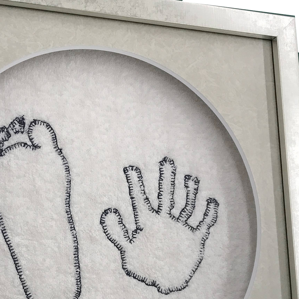 額装実例2 刺繍付きハンドタオル
