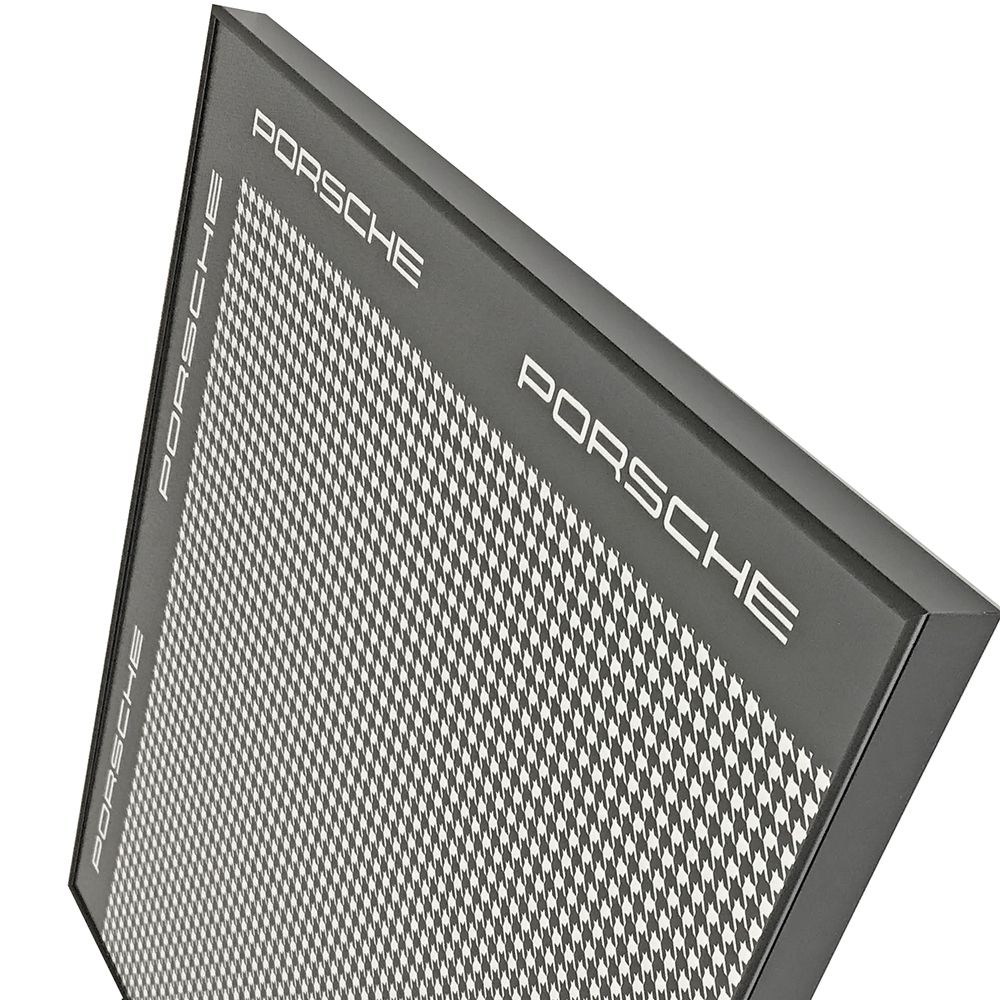 ポルシェのハンカチ