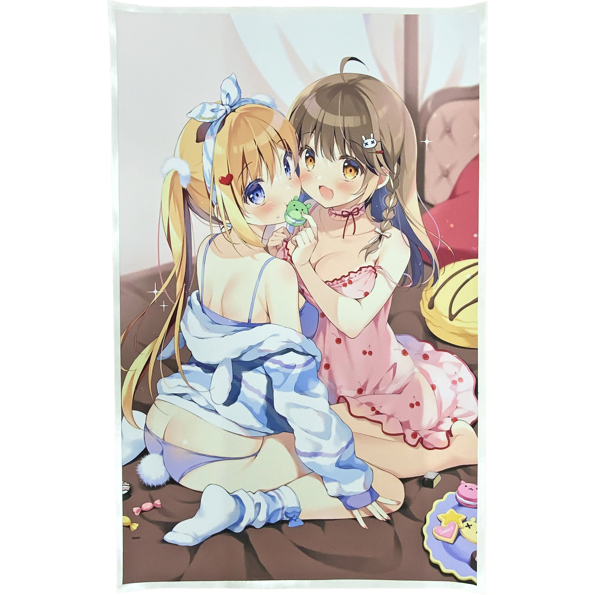 額装実例4 絵師「ぱん」 タペストリー