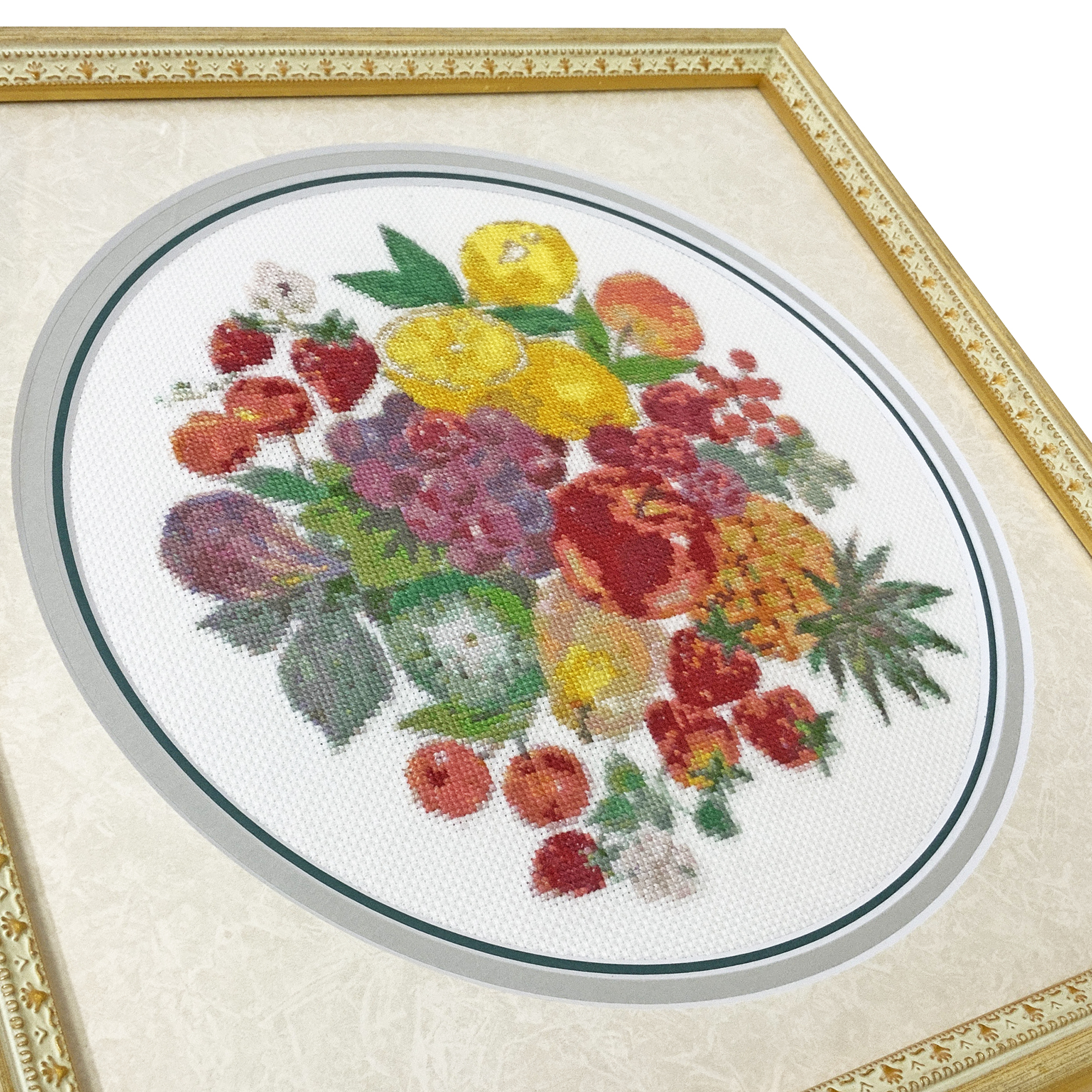 フルーツの刺しゅう