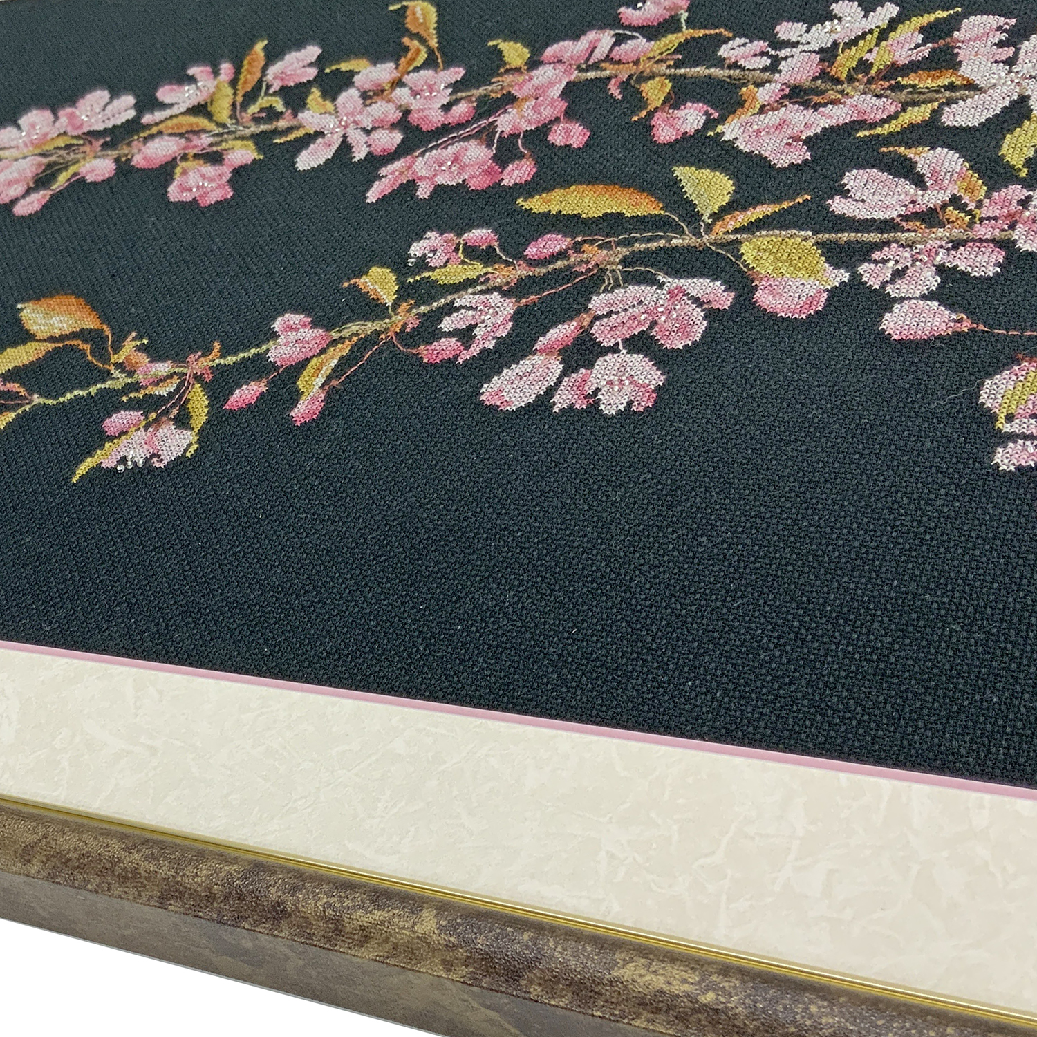 額装実例4 夜桜の刺繍