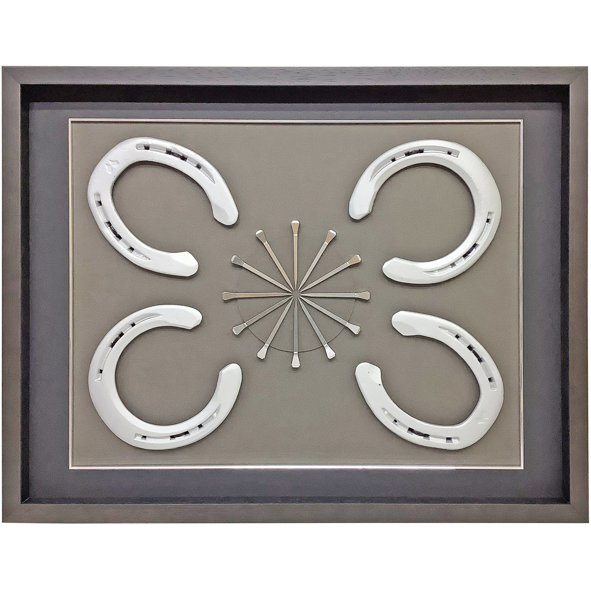 蹄鉄4つ、釘12本の額装