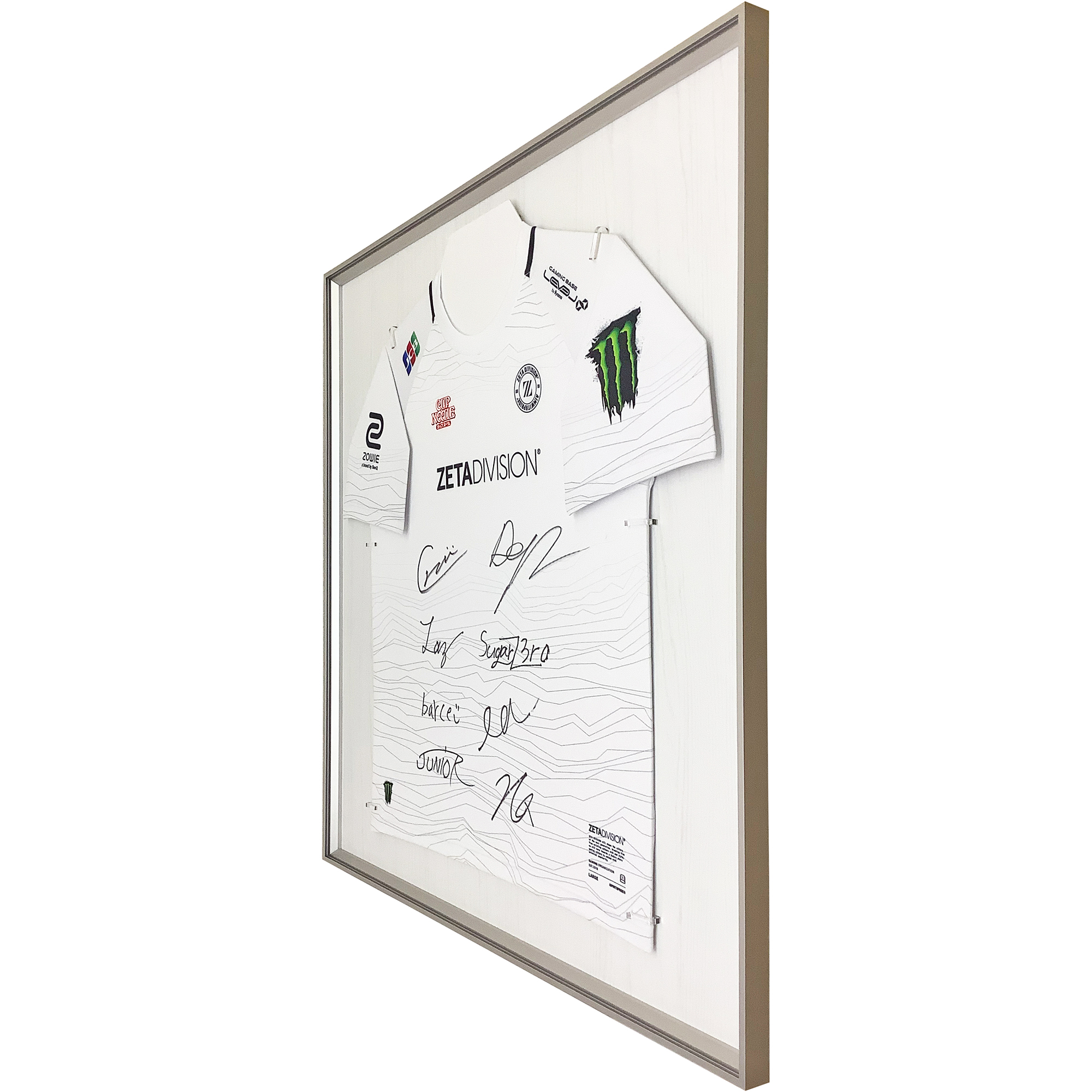 額装実例7 ZETA DIVISION eスポーツ