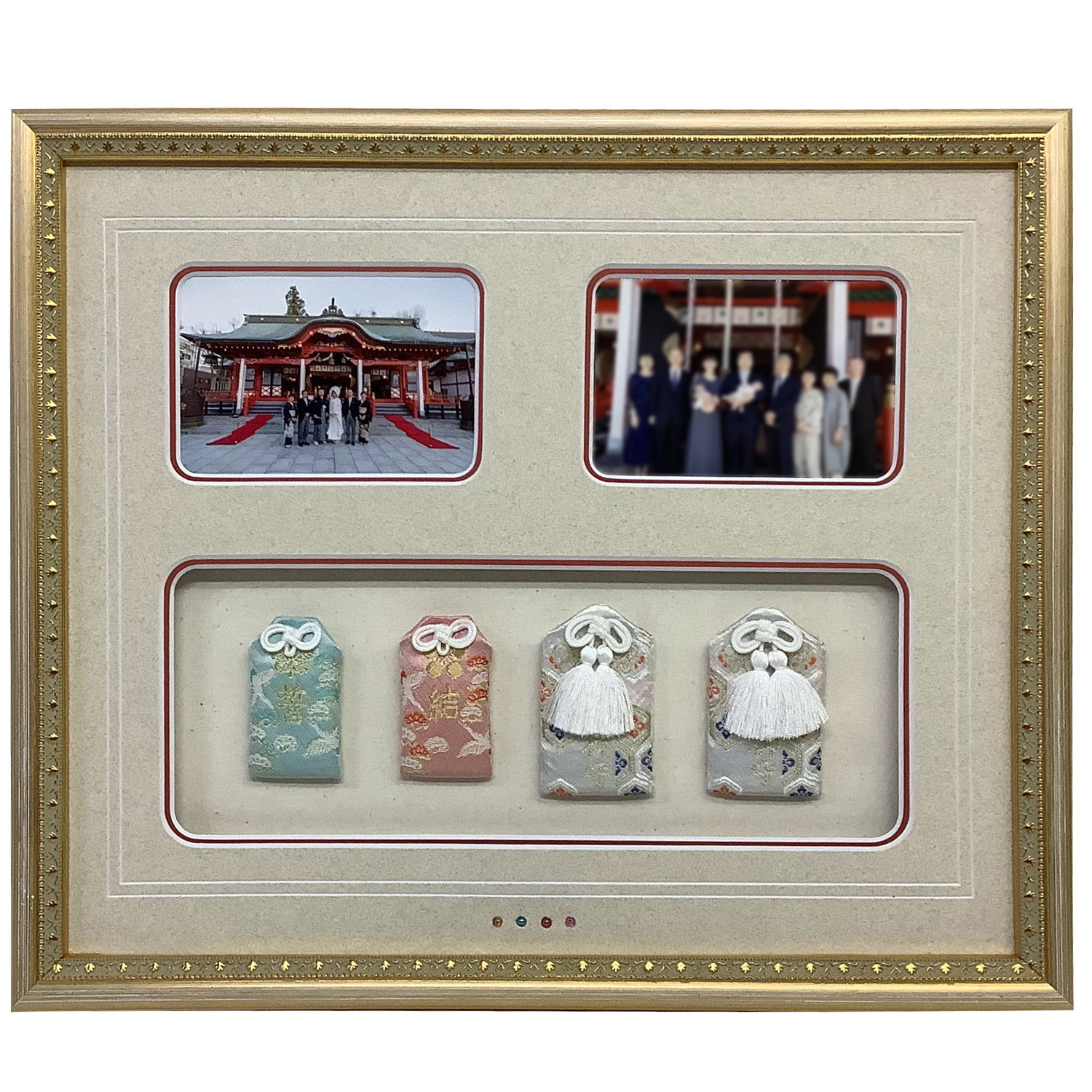 家族写真とお守り