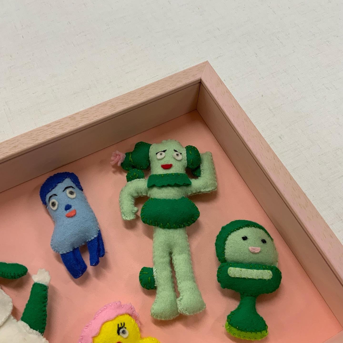  額縁のタカハシ川中島本店 3