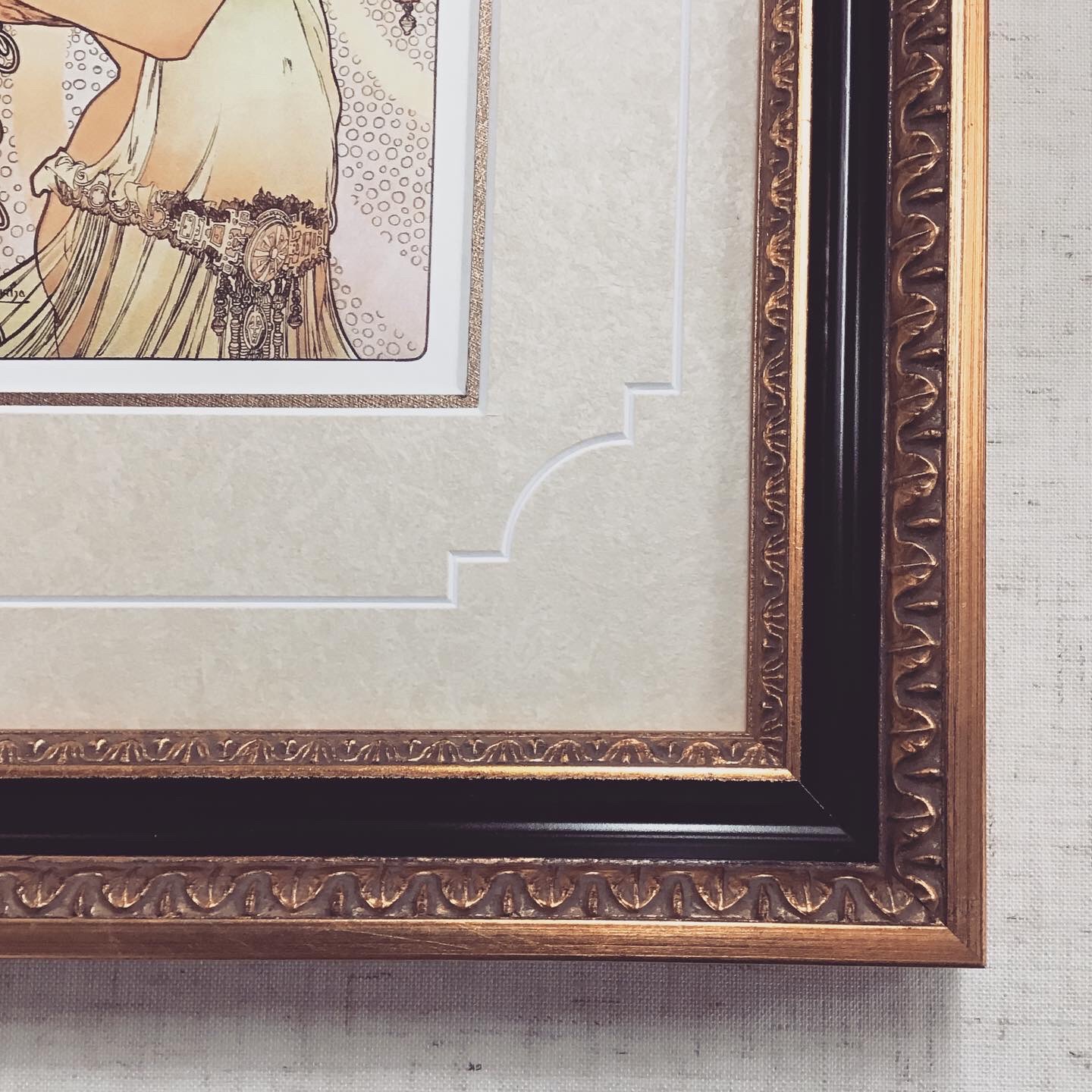  額縁のタカハシ松本店 3