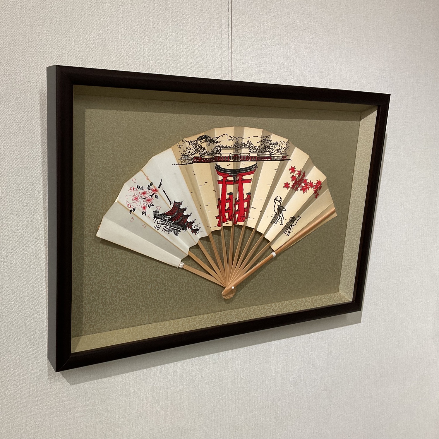  額縁のタカハシ川中島本店 2