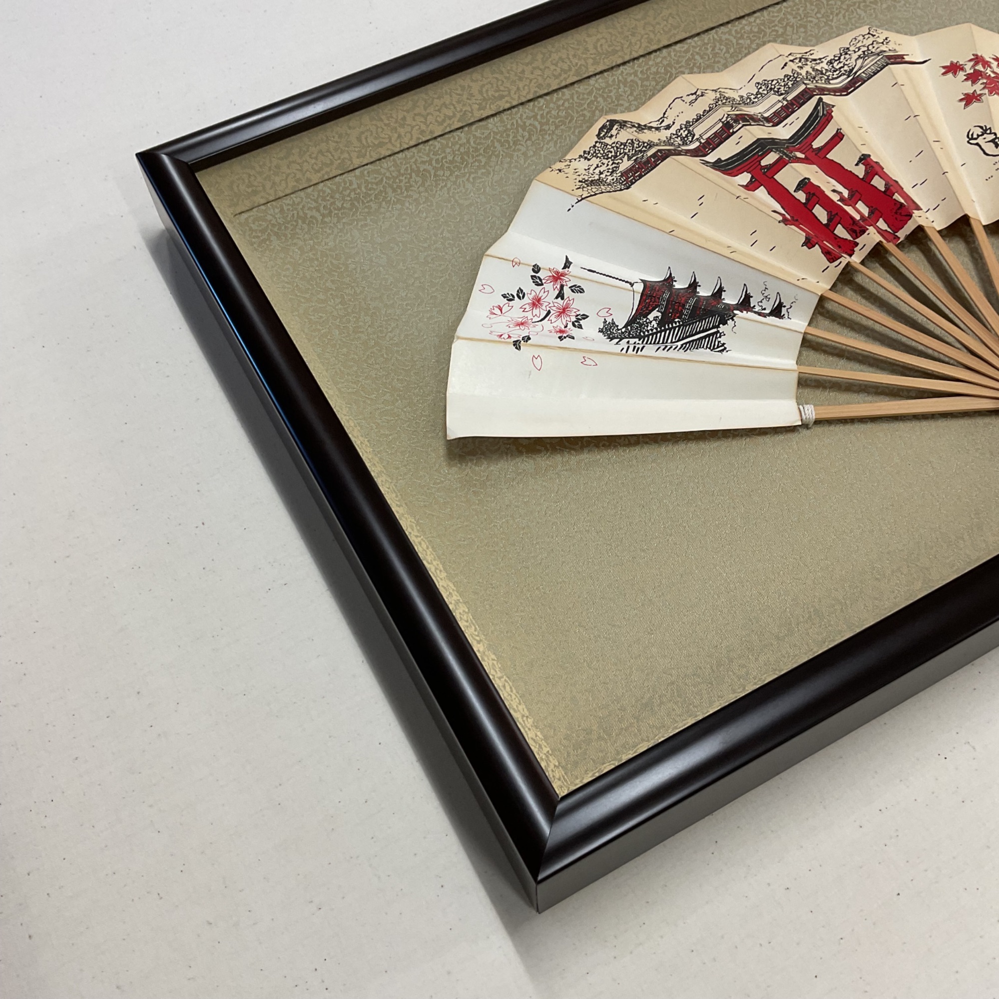  額縁のタカハシ川中島本店 3