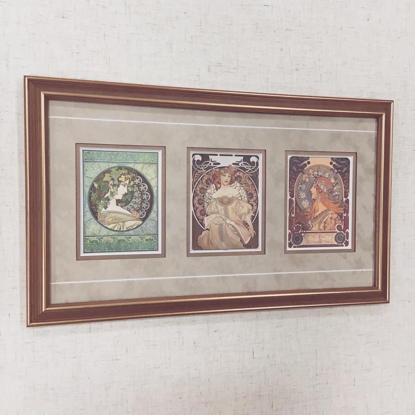  額縁のタカハシ松本店 2