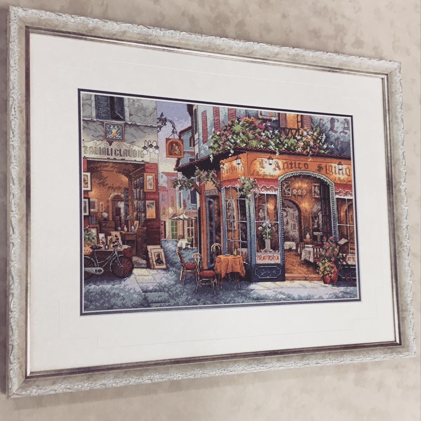  額縁のタカハシ松本店 2