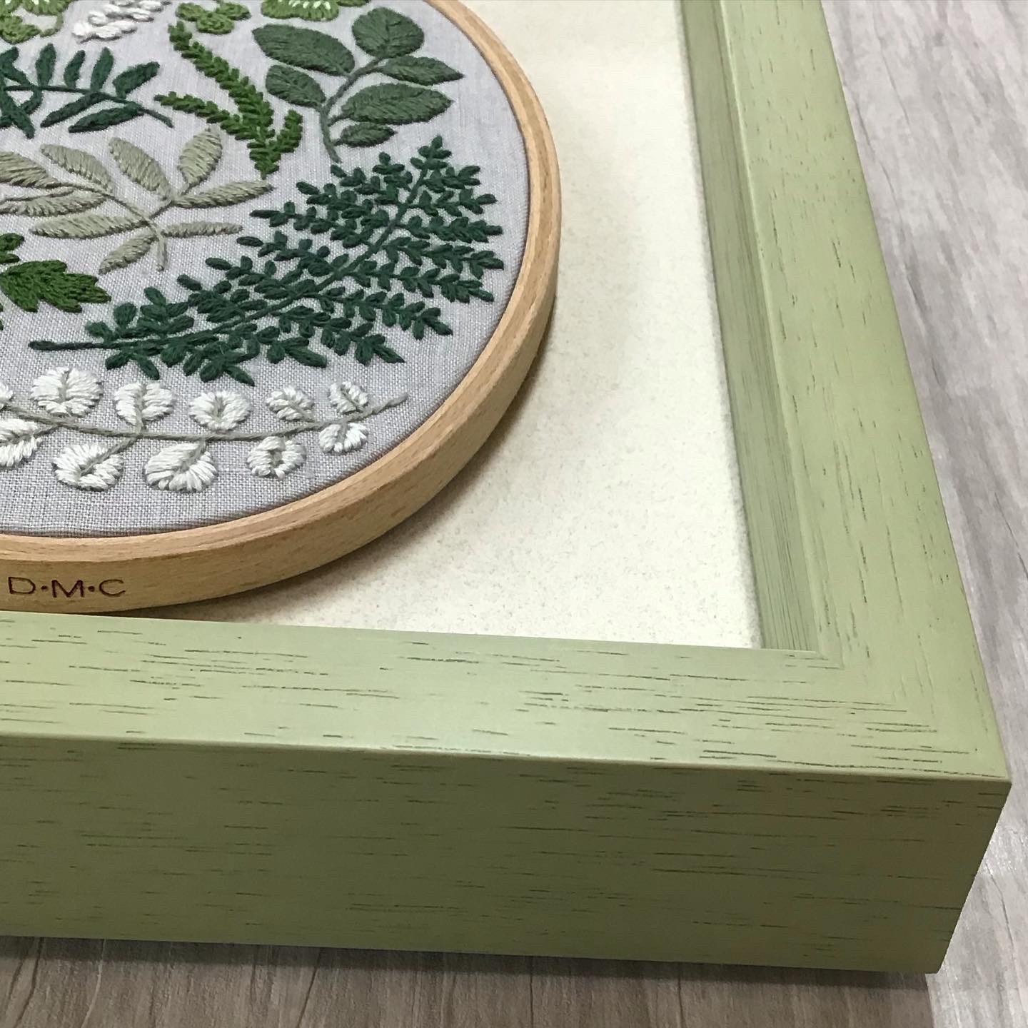  額縁のタカハシ松本店 5