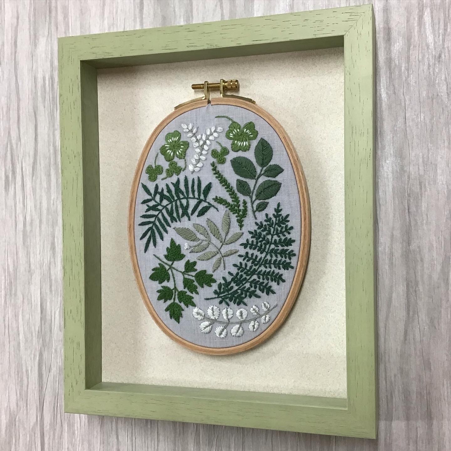  額縁のタカハシ松本店 2