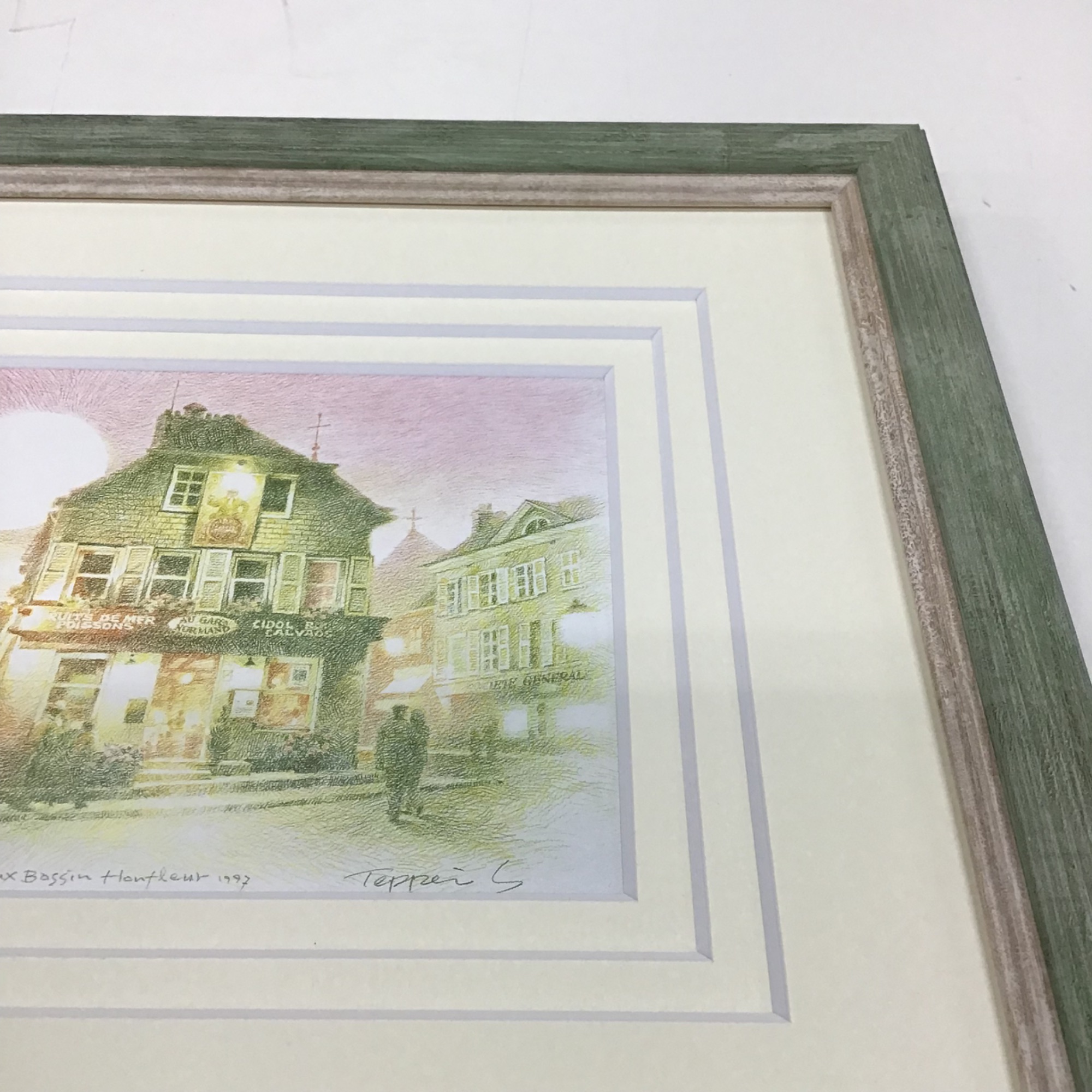  額縁のタカハシ松本店 3