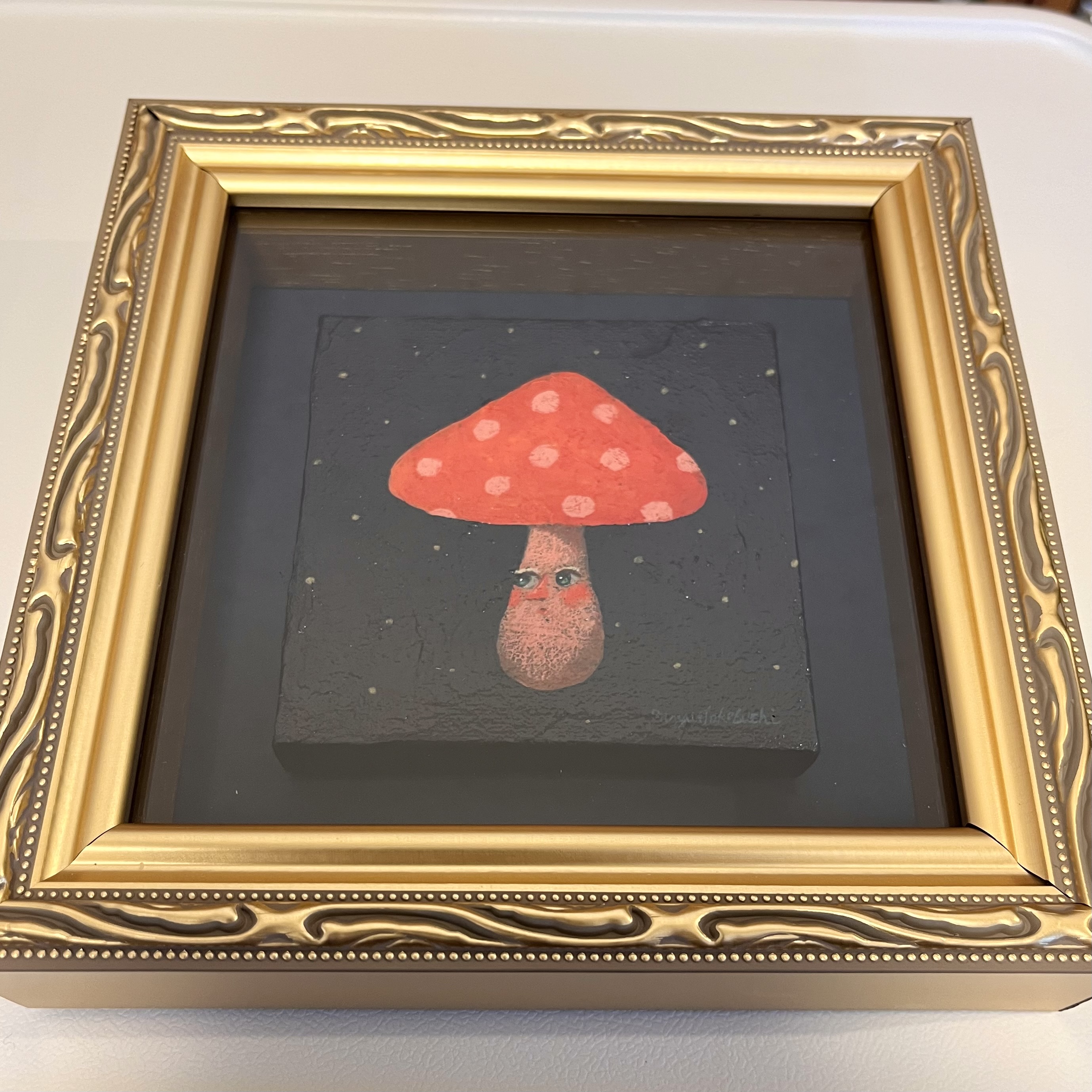 ゴールド系で華やかに まゆ 1