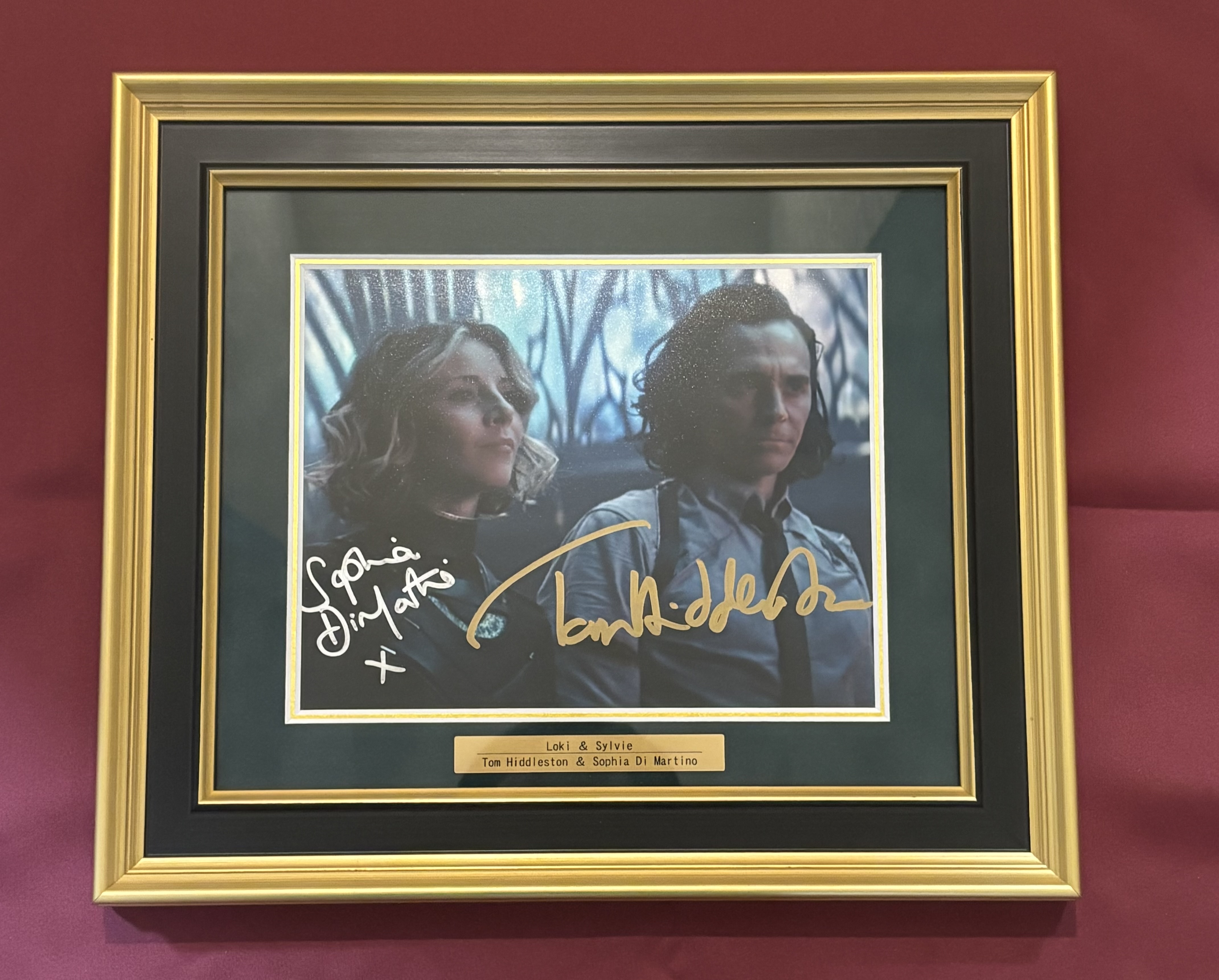 お客様の声 フレーミー トムヒ、ソフィアのWサイン