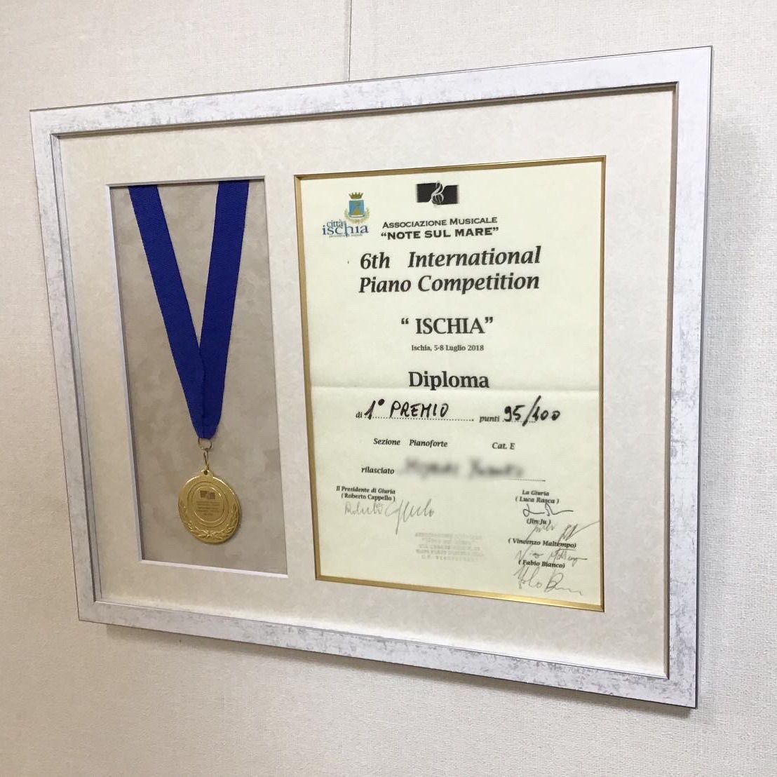  額縁のタカハシ川中島本店 2