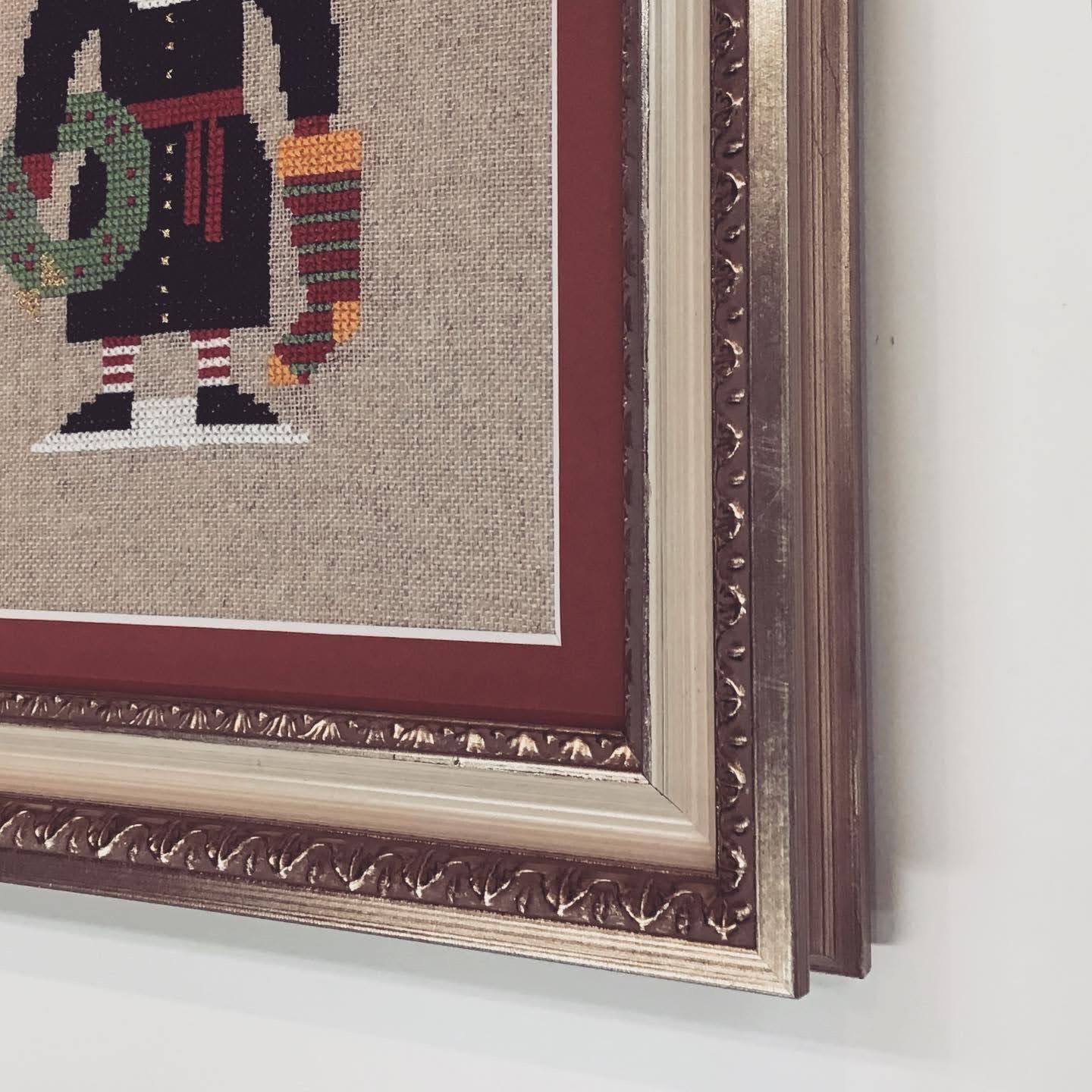  額縁のタカハシ松本店 3