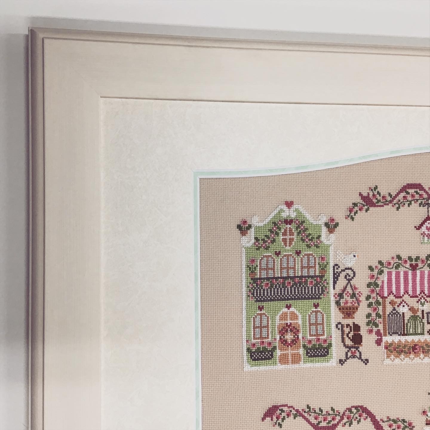  額縁のタカハシ松本店 3