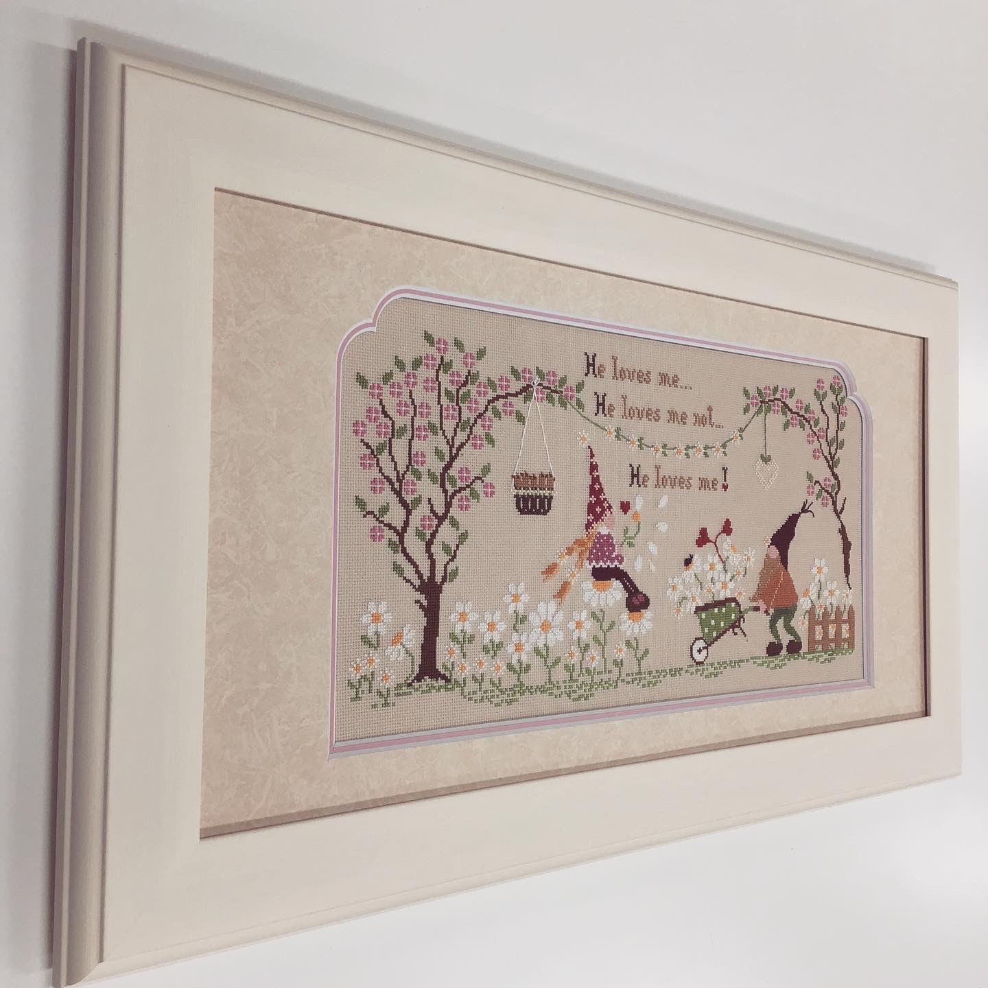  額縁のタカハシ松本店 2