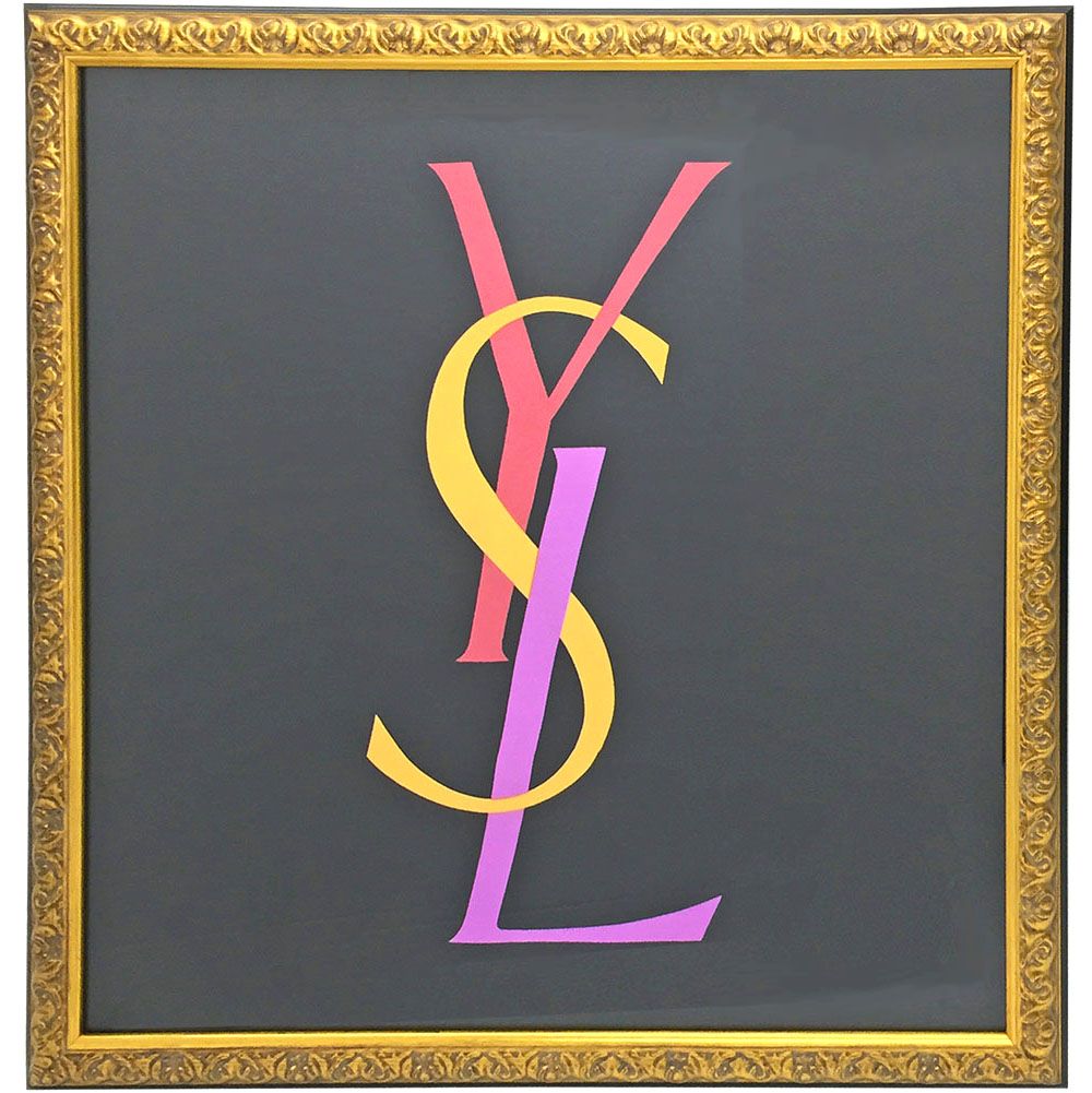 YSL スカーフ | 周囲のラインを隠し、イヴサンローランのロゴを引き立てました