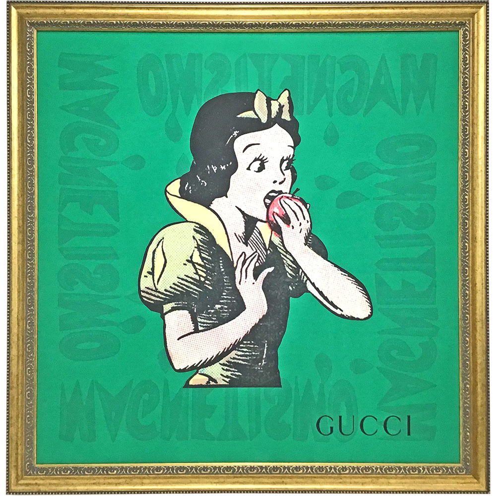 グッチ 白雪姫スカーフ Gucci製 ディズニープリンセスのスカーフを額装しました